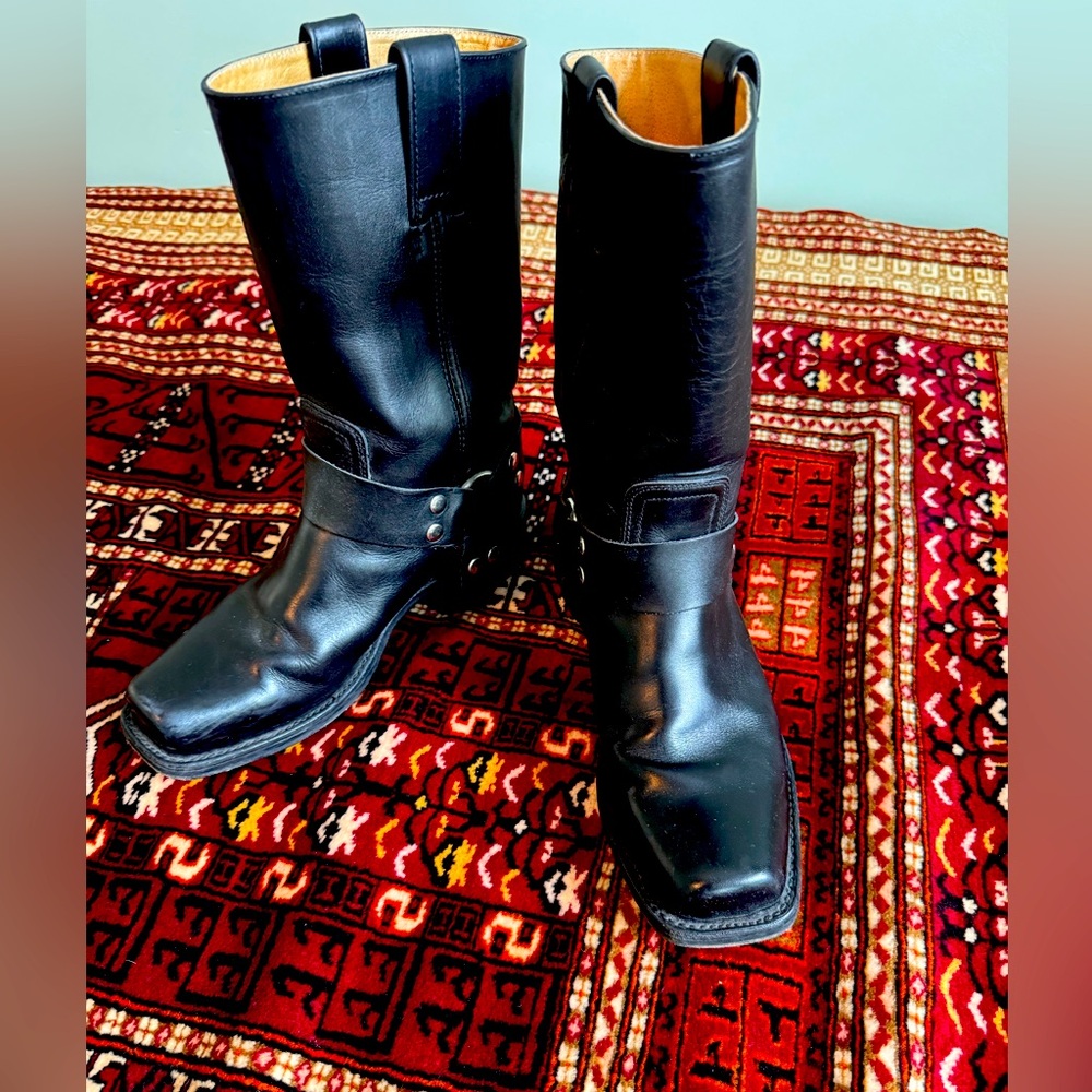 W 7 H. F. Senka  black leather moto boots. Made in Spain ltd. ed. 1918